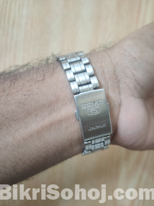 Seiko 5, Automatic watch